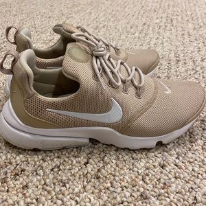 Nike presto fly sneakers